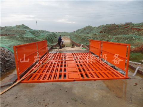 點(diǎn)擊查看詳細(xì)信息<br>標(biāo)題：寬*長*高 4m*6m*1.2m 100T工程洗車機(jī)  閱讀次數(shù)：4311